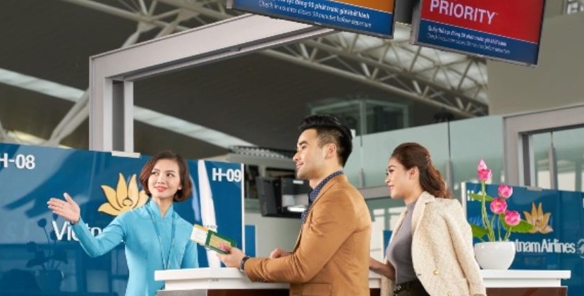 Hình ảnh hướng dẫn quy trình A - Z cách thanh toán vé máy bay Vietnam Airlines Online cực dễ online 2026 - Bệnh Viện Chữ Thập Xanh